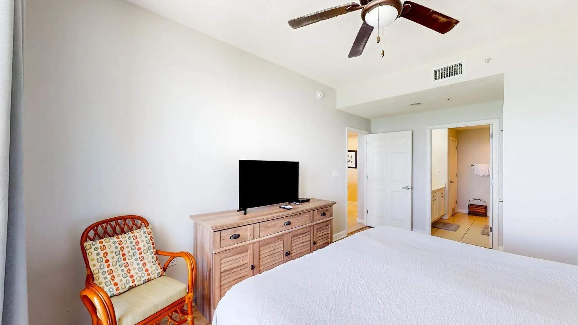 Sterling Reef 1003B Apartment Panama City Beach